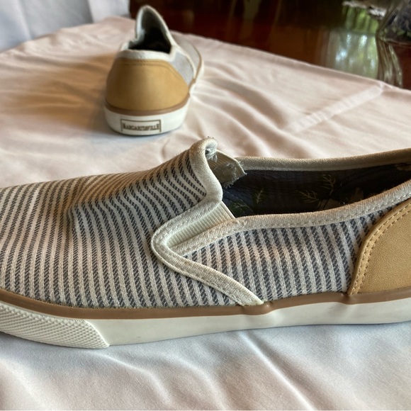 Margaritaville Slip On Sneakers - Picture 12 of 12